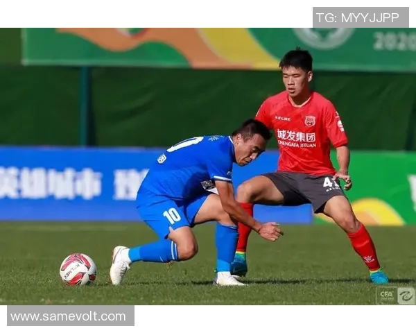 上海嘉定城发迎战天津队全力争胜展现球队实力与斗志